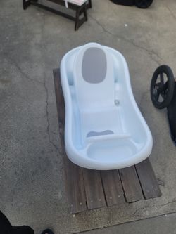 Baby Bath Tub Used But In Condition