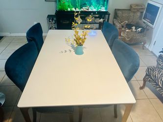 White stone Dining table