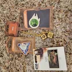 Lot of Disney Galaxy's Edge Star Wars pins 