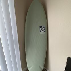 Rogue 6’0 Hybrid surfboard