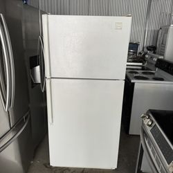 Whirlpool Refrigerator Good Condition Everything Works Fine 