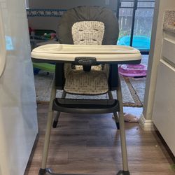 High Chair/ Kids Table