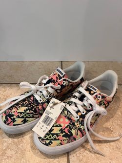Adidas Skateboard Shoes - Womens 7 NEW