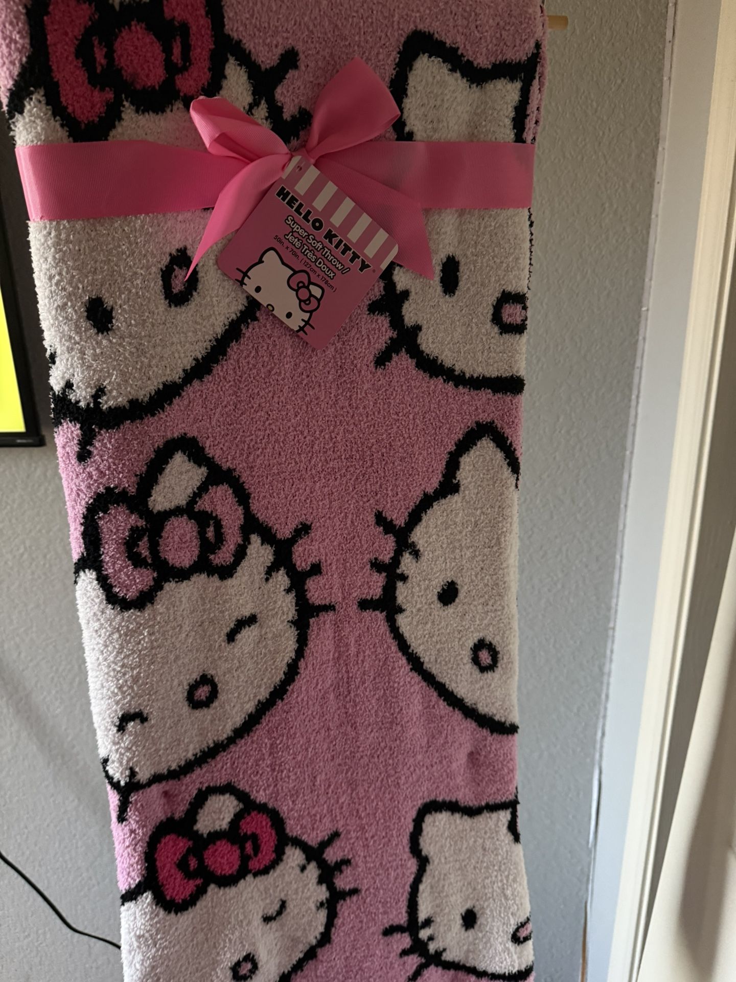 Hello Kitty Blanket
