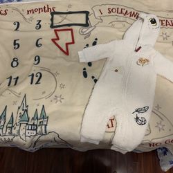 Harry Potter Countdown Blanket W/ Hedwig Fuzzy 12m Onesie