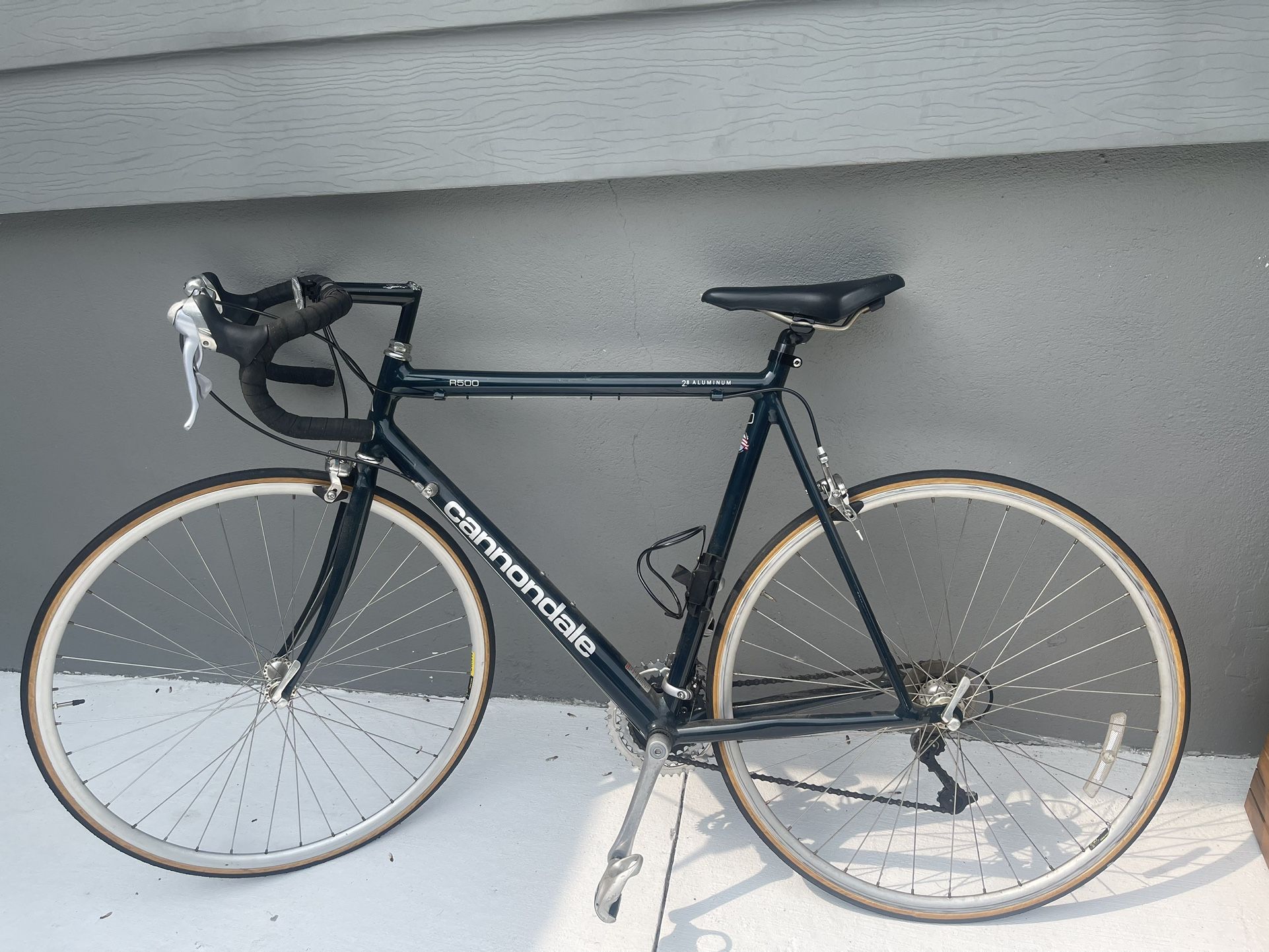 Cannondale hotsell 28 aluminum