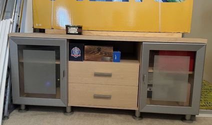 Entertainment Center tv stand