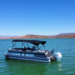 2021 Crest classic Pontoon Boat LX 240 SLS 