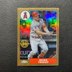 2022 Mike Trout Topps Chrome Refractor “35th Anniversary”. 