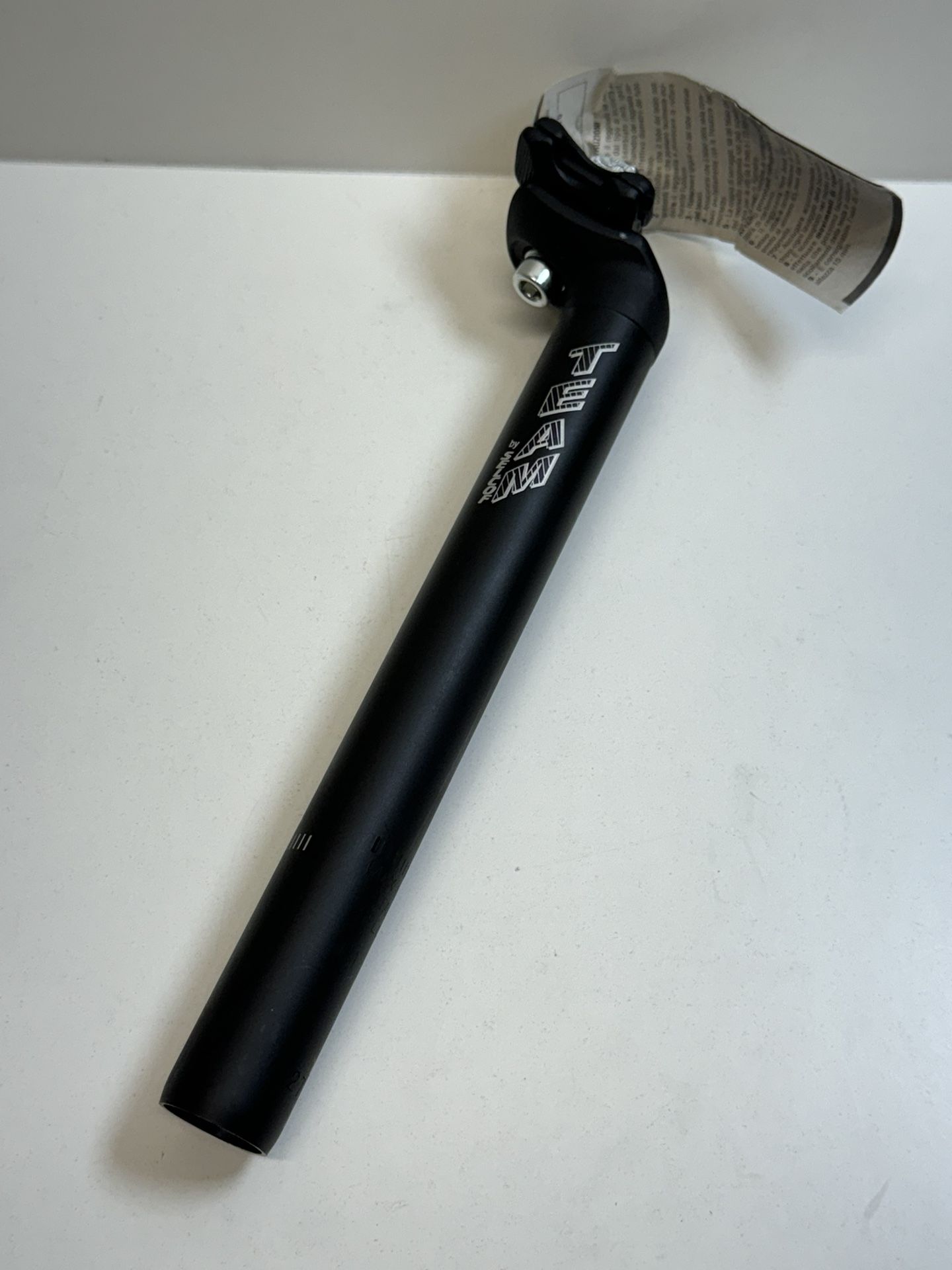 NOS SELCOF TEAM Seatpost 27.2mm Black Aluminum Made In Italy. 25cm in length