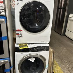 24” Inch Front Load Washer Open Box/ New