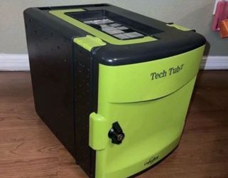 Copernicus TECH TUB 2 GREEN/BLACK iPad Laptop & Tablet Classroom Or Office TECH STORAGE W/Key