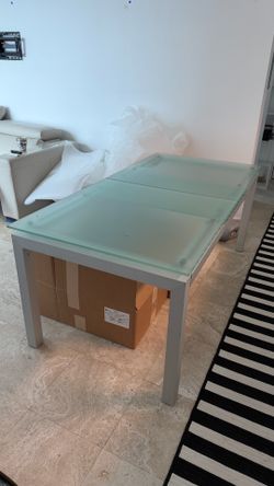 Dining Table, Ligne Roset