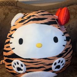 Hello Kitty Squishmallow 