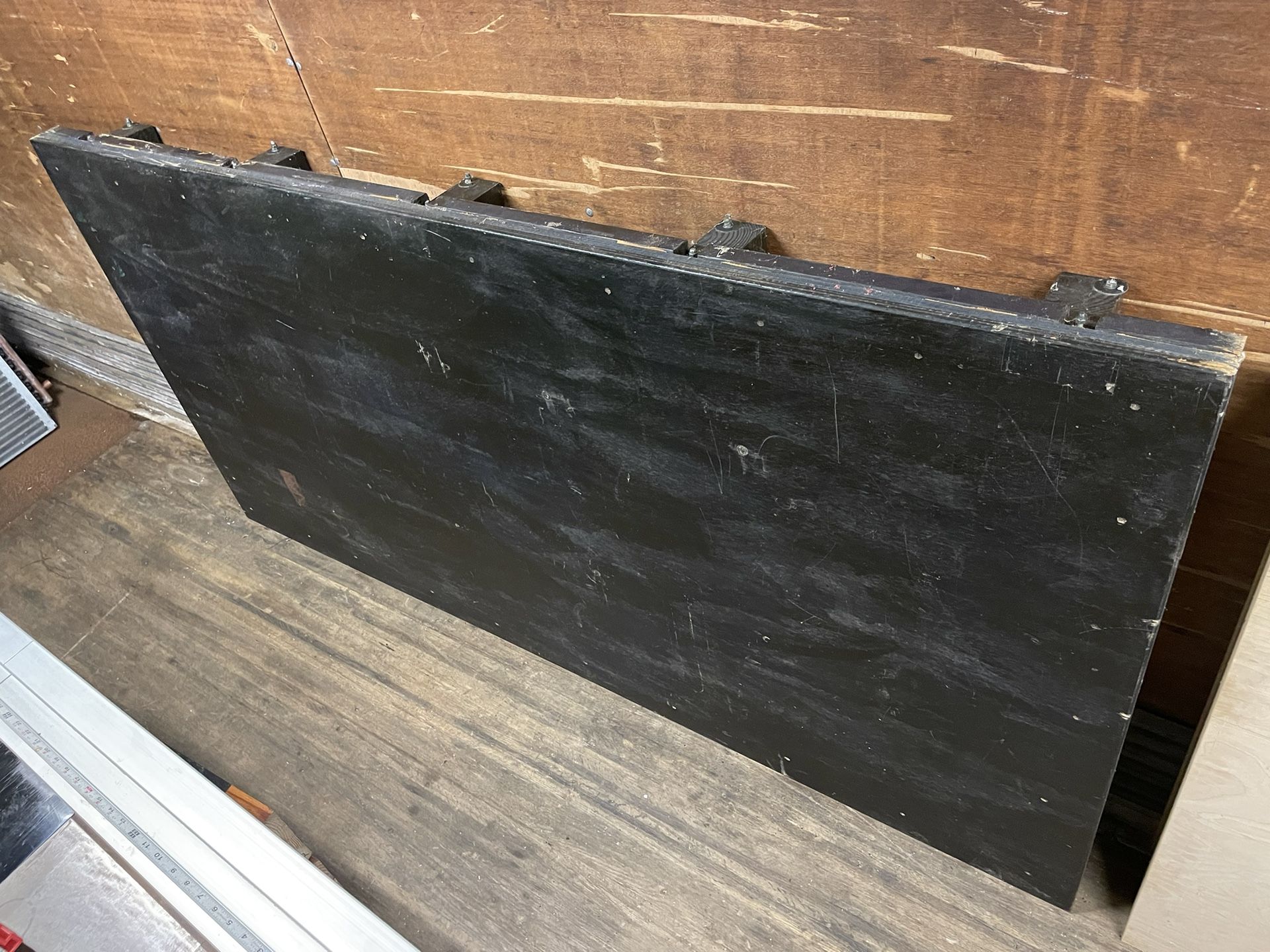 4' x 8' assembly table