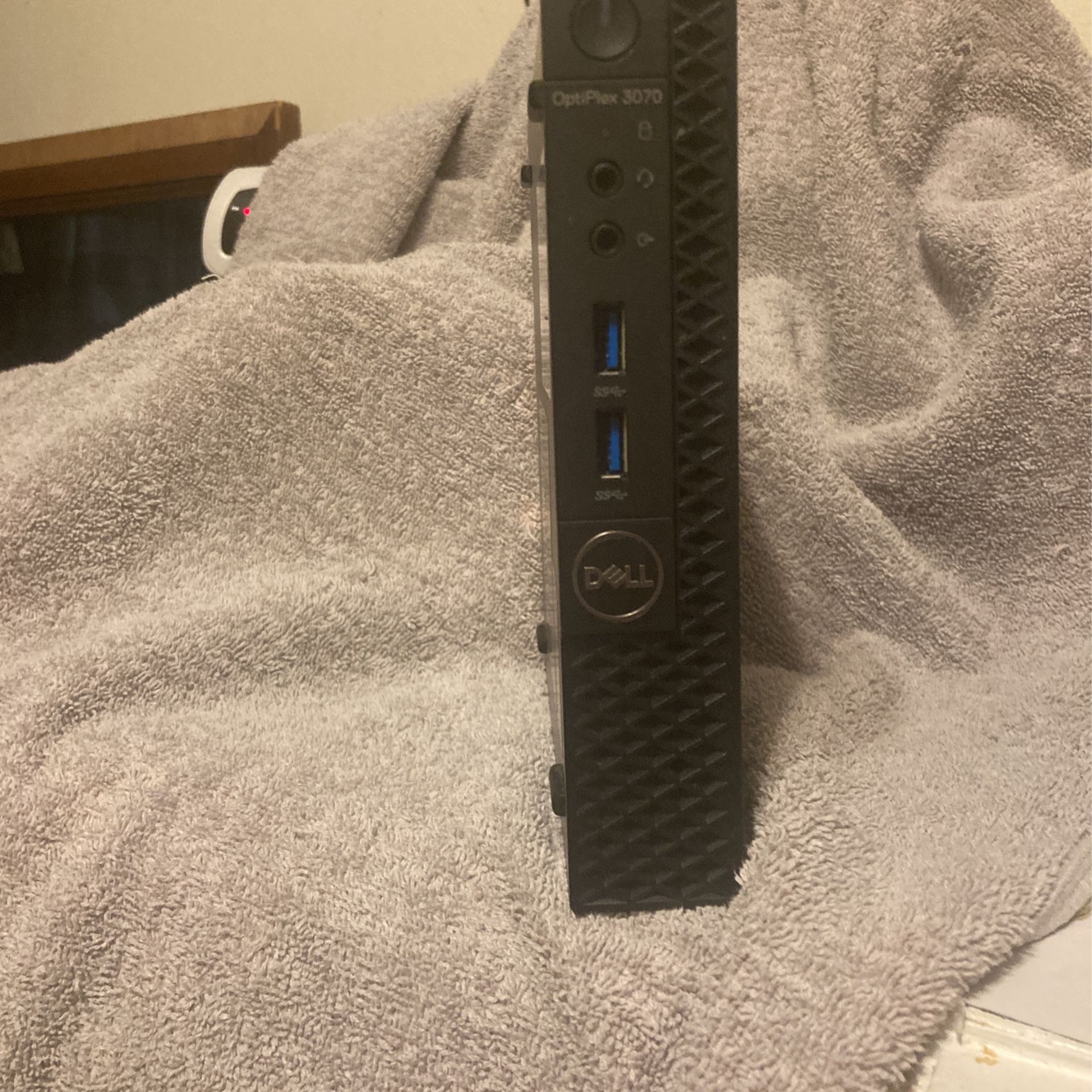 DELL MINNI TOWER Hard Drive Processor,server