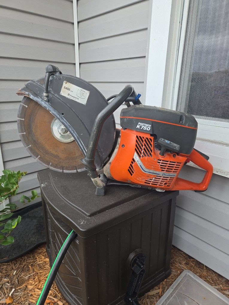 Husqvarna Partner K750