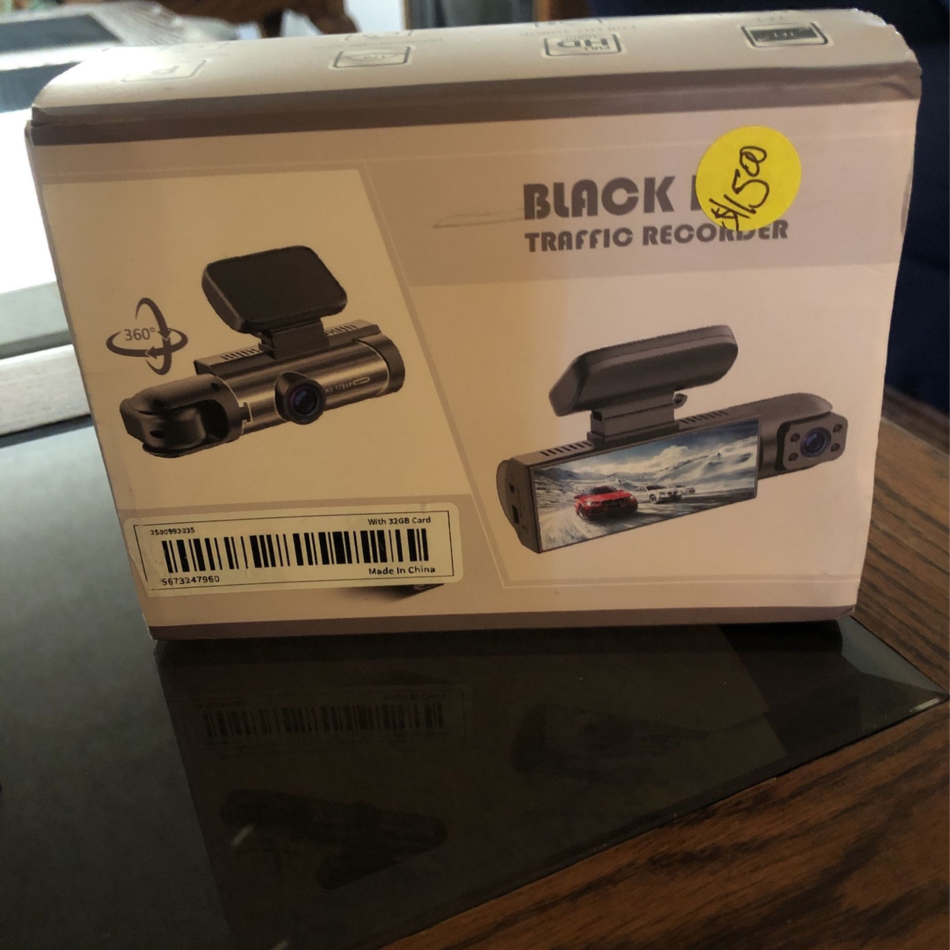 Black traffic recorder for the car