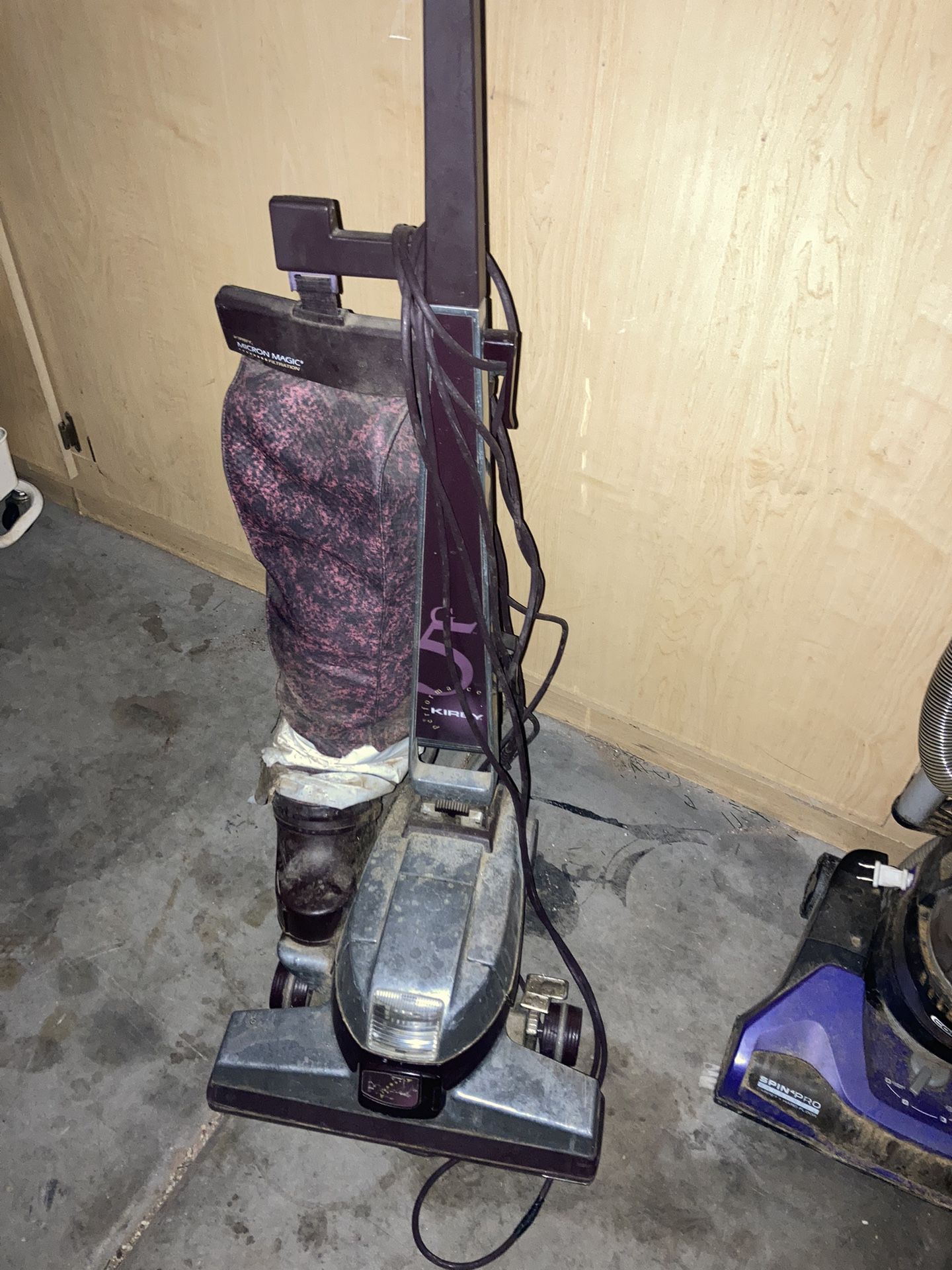Kirby G5 Vacuum Cleaner