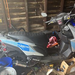 2024-150cc Moped