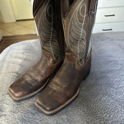 Women Ariat Boots 