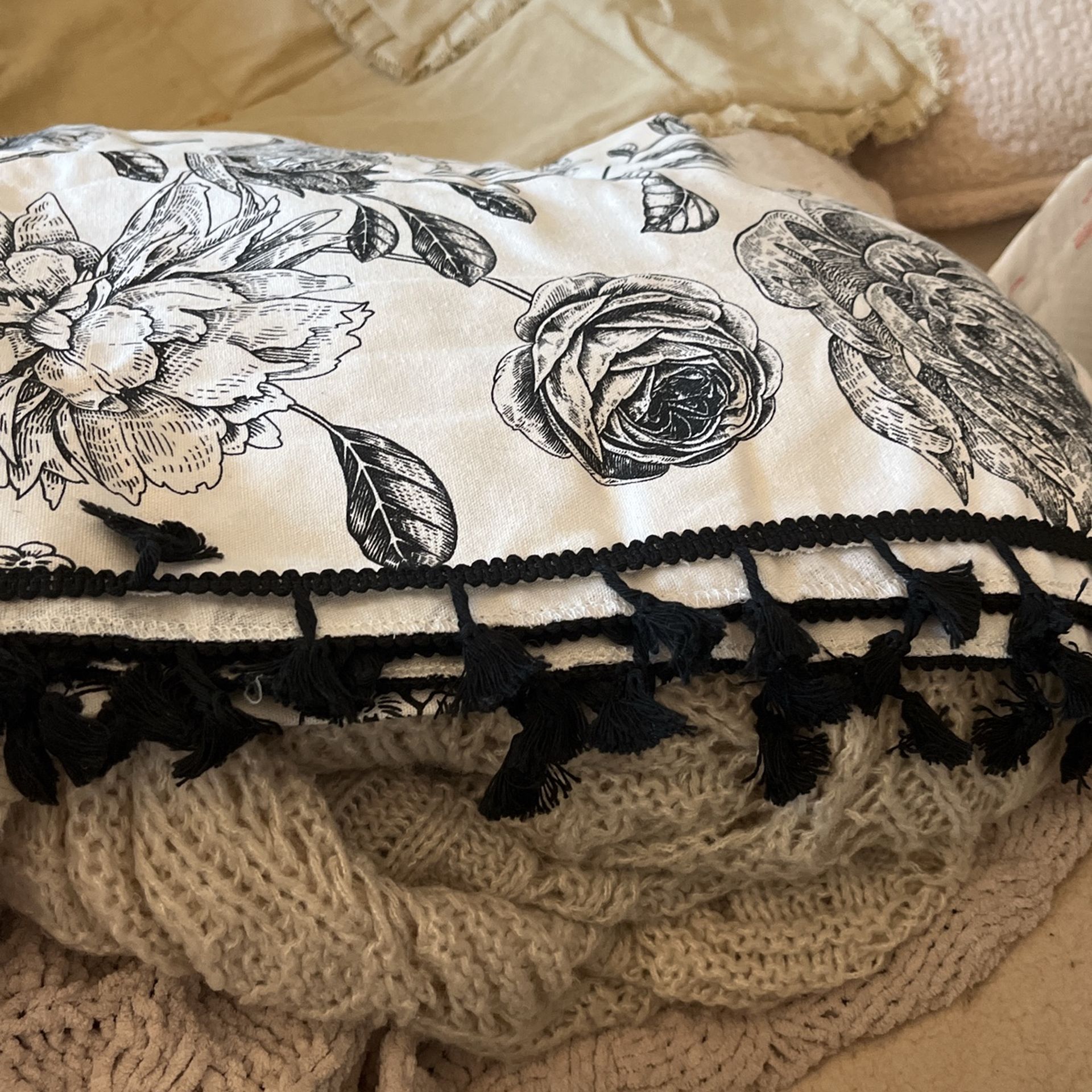 Tablecloth  60x60 Square 