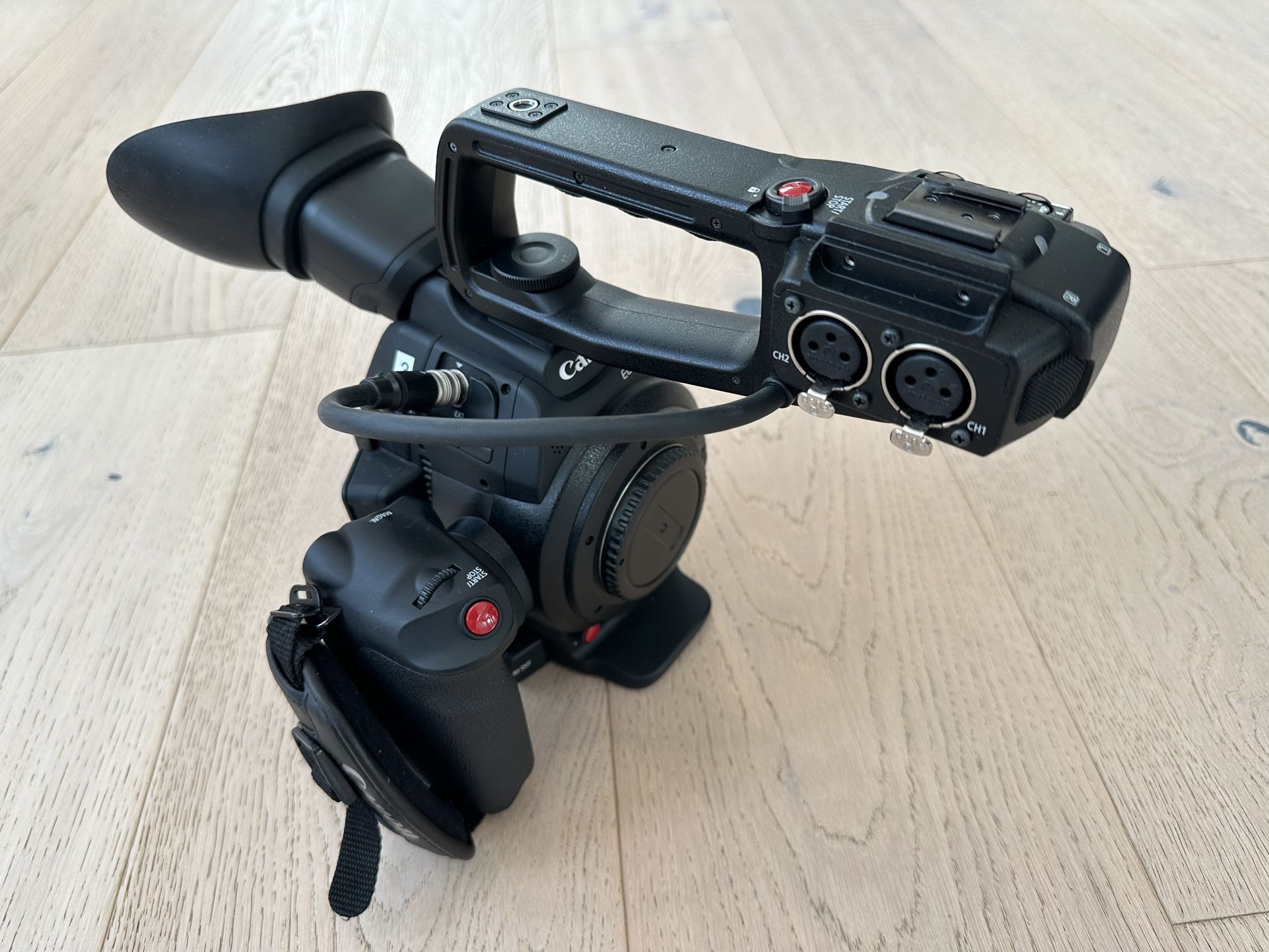 Canon C100 Mark ii