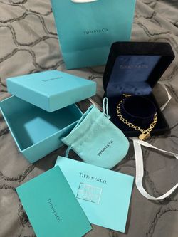 Tiffany & Co. Gold Chain Heart Tag Bracelet