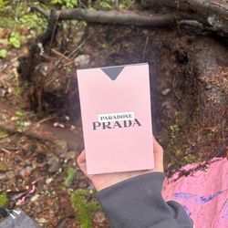 Prada Paradoxe Perfume Bundle Set