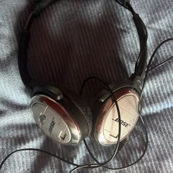 Bose Noise Canceling QC3 Headphones