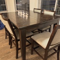 Counter Height Dining Set