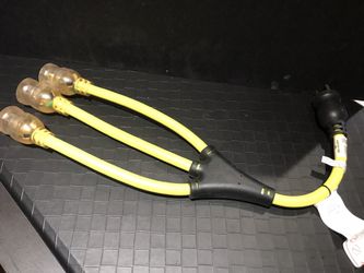 W Adapter 2 feet 12 Gauge three way twist lock