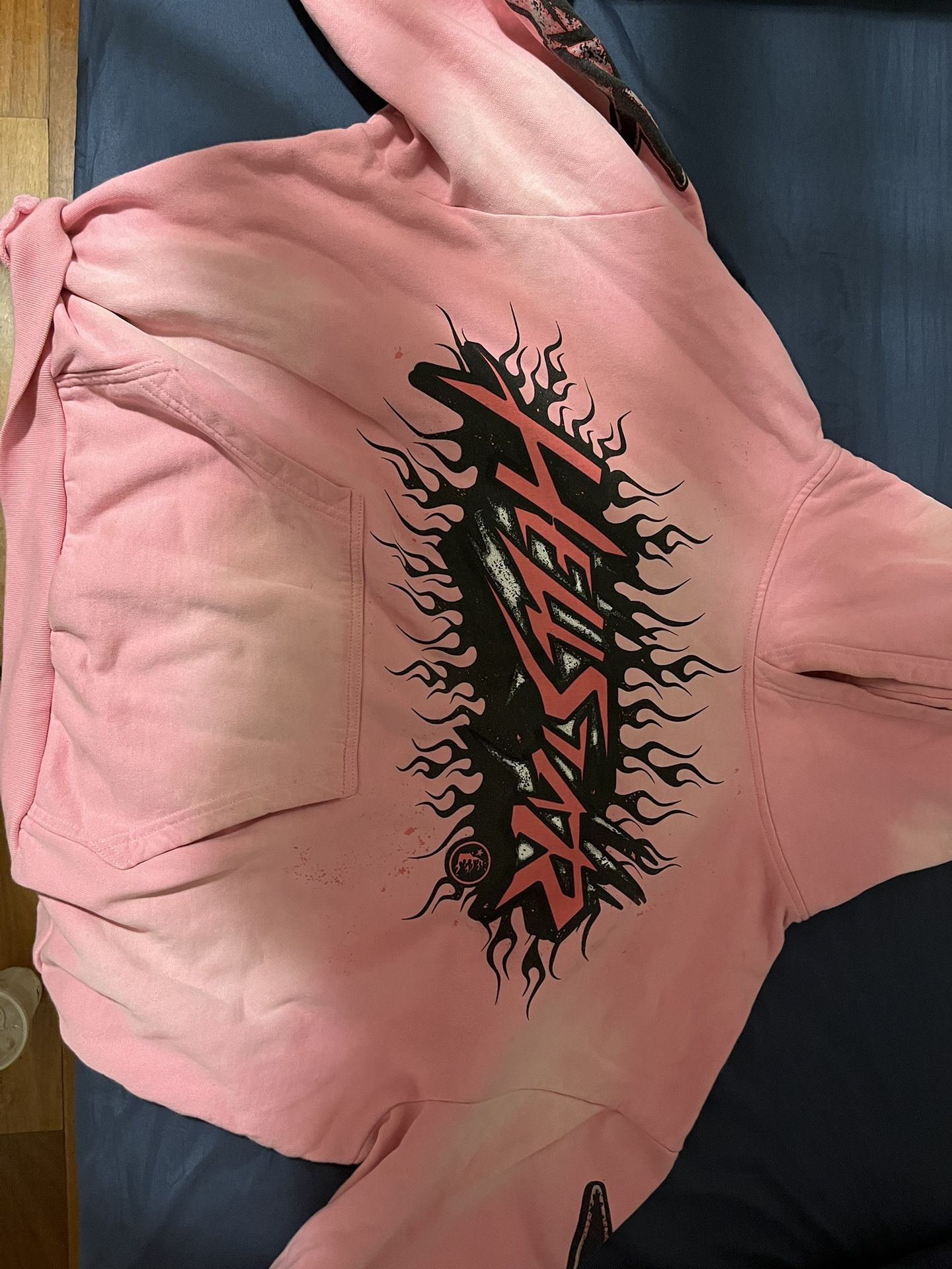 Hellstar Size Medium