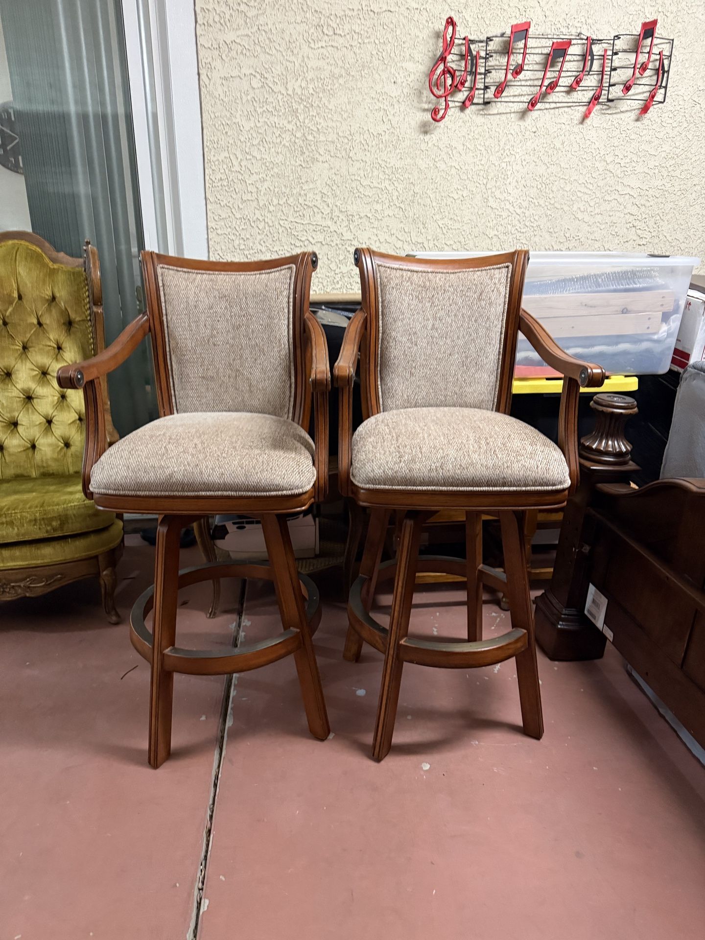 Full Wood Luxury Barstool For breakfast Bar Counters
