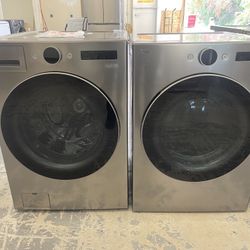 LG Washer And Electric Dryer Open Box 