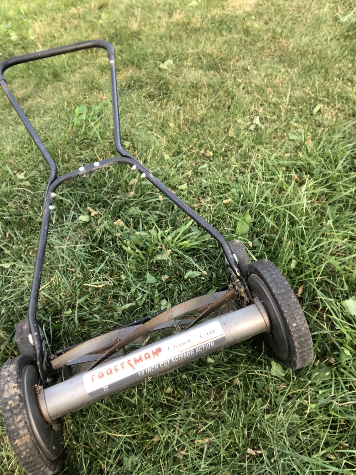 Manual lawn mower