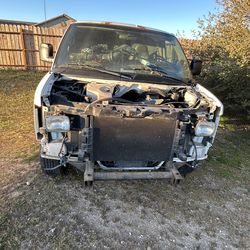 06 Gmc savanna parts had  v6 ask for parts price