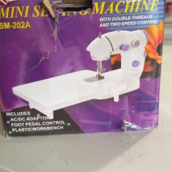 Mini Sewing Machine 
