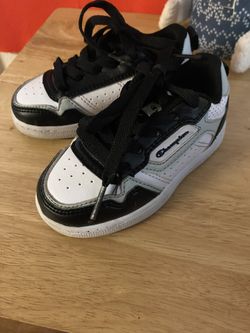 Boys 6c Champion Shoes 