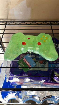Squeeezy game controller green