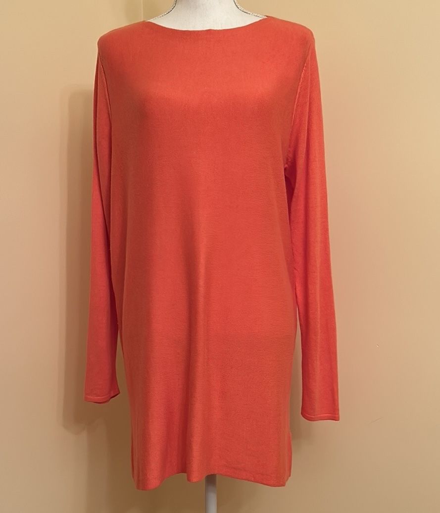 Grace The Perfect Fit Tunic Sweater with Side Slits & Long Sleeve; Size L; Coral