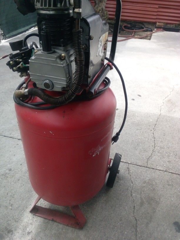 Air Compressor