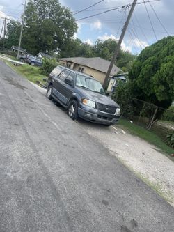 2004 Ford Expedition