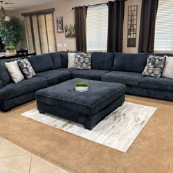 Ashley Rawcliffe Sectional Set + FREE DELIVERY