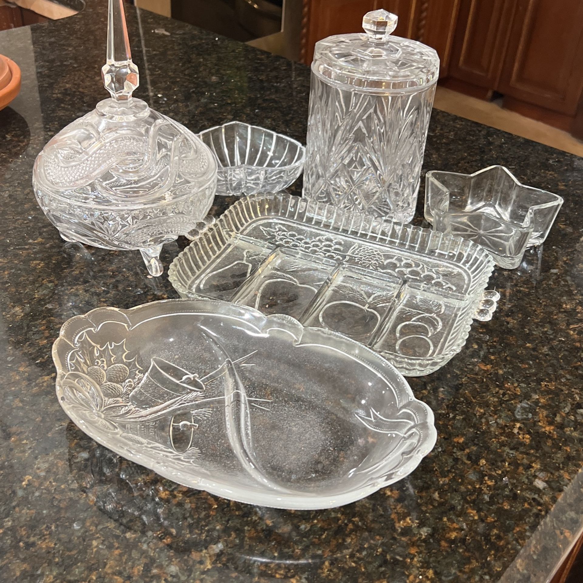6 Pieces Crystal Plates And Jars
