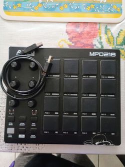 Akai MPD218 MIDI Drum Pads