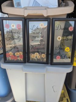 Wall plaques