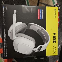 HS80 Max Gaming headset