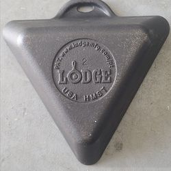 Cast iron mini lodge triangle mini server
