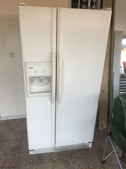 Fridge, Stove, Washer, & Dryer
